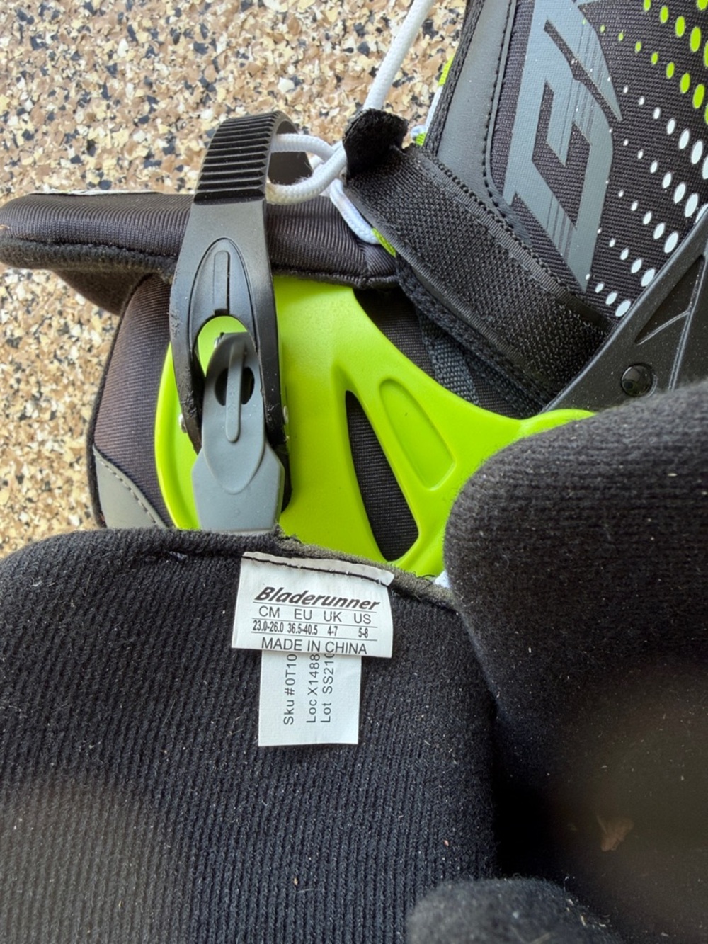 Youth Lime Green and Black Inline Skates - Picture 4 of 5